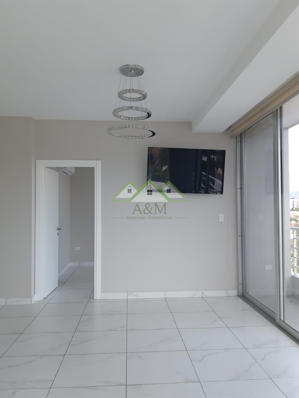 Apartamento en Torre Nivo en Lomas del Guijarro, semi amueblado con línea blanca