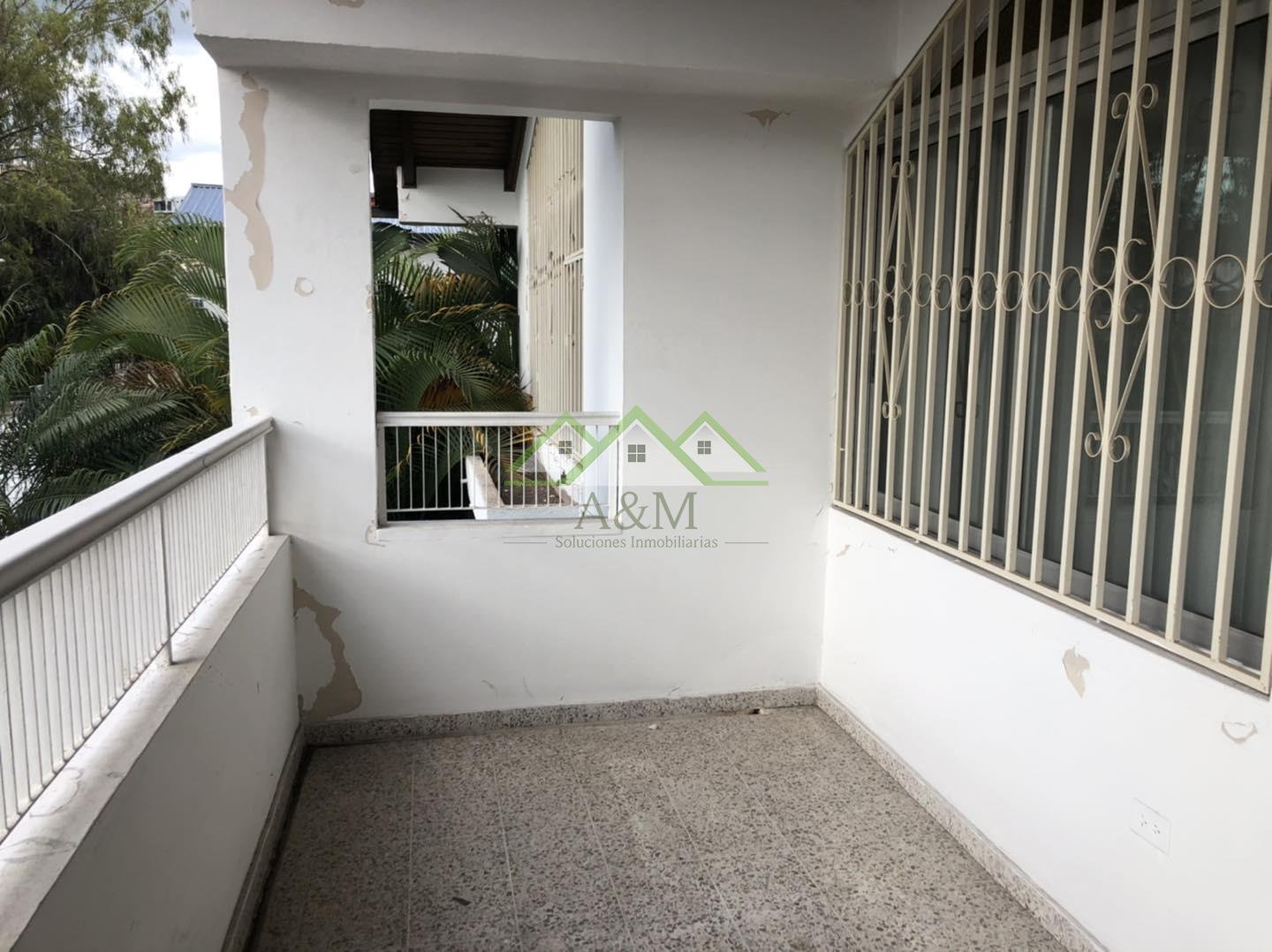 Casa en venta en Lomas del Guijarro Sur 570.12v2 de terreno