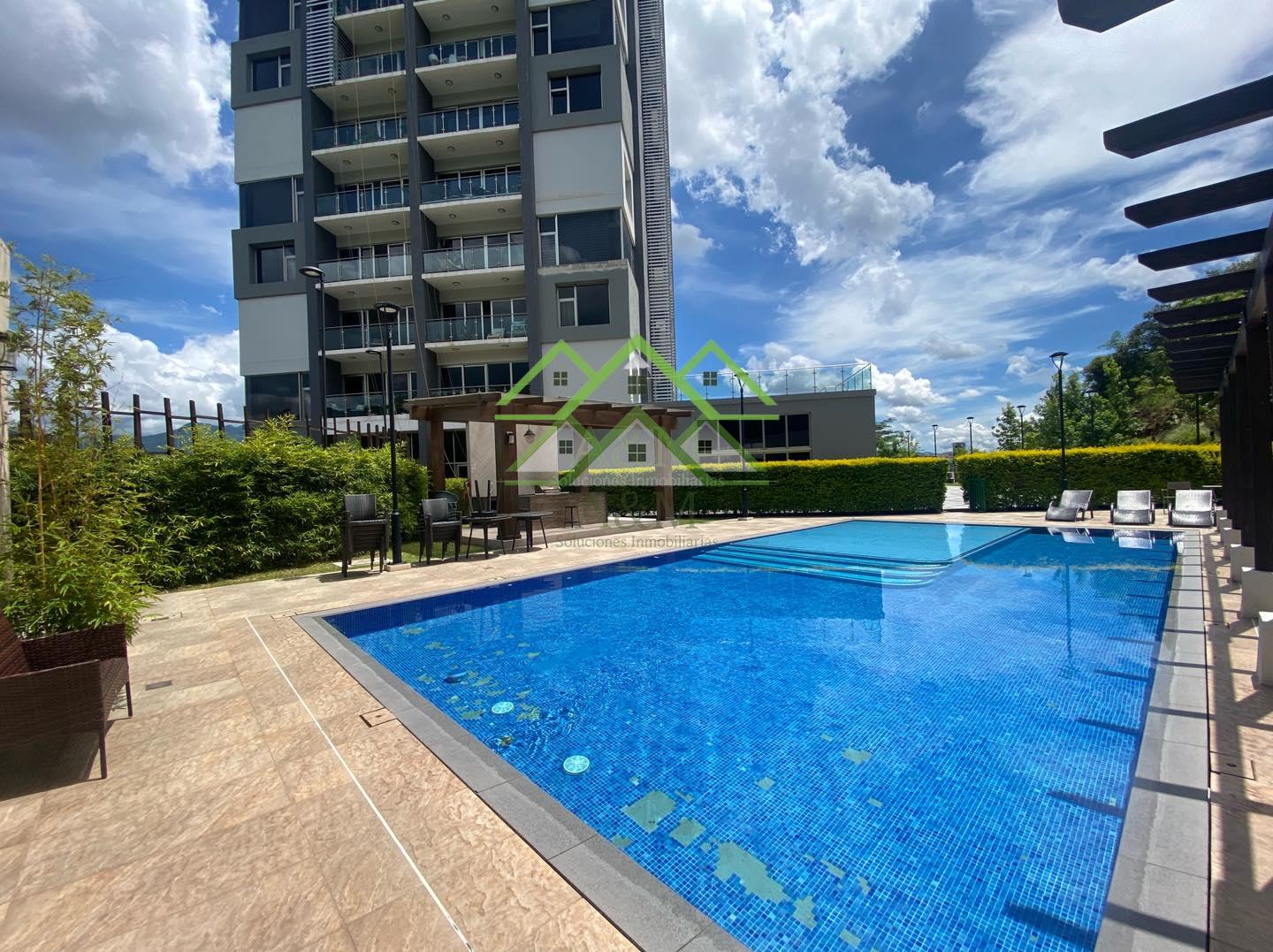 Lindo condominio amueblado en renta en Torre Taragón