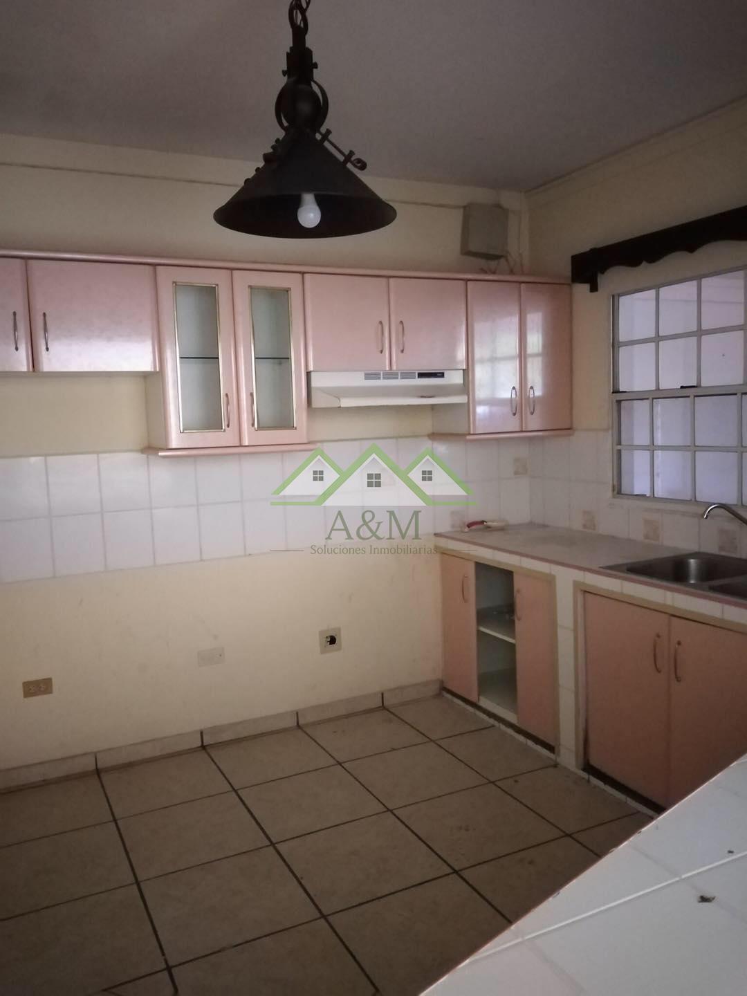 Casa en venta en La Loma, cerca de Plaza La Loma, a 5min del Blvd. Morazán