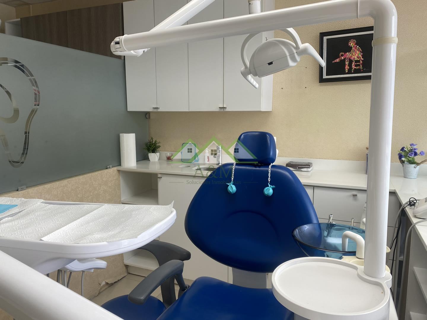 Espacio compartido en Clínica Dental en Centro Morazán