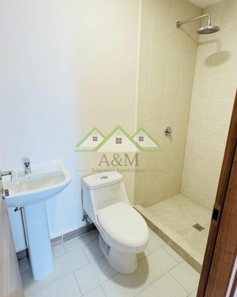 Apartamento en Lirios de Miraflores 